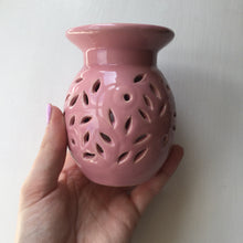 Load image into Gallery viewer, Rose Pink Classic Floral Fragrance Warmer
